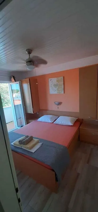 Apartments In Kampor - Insel Rab 43962